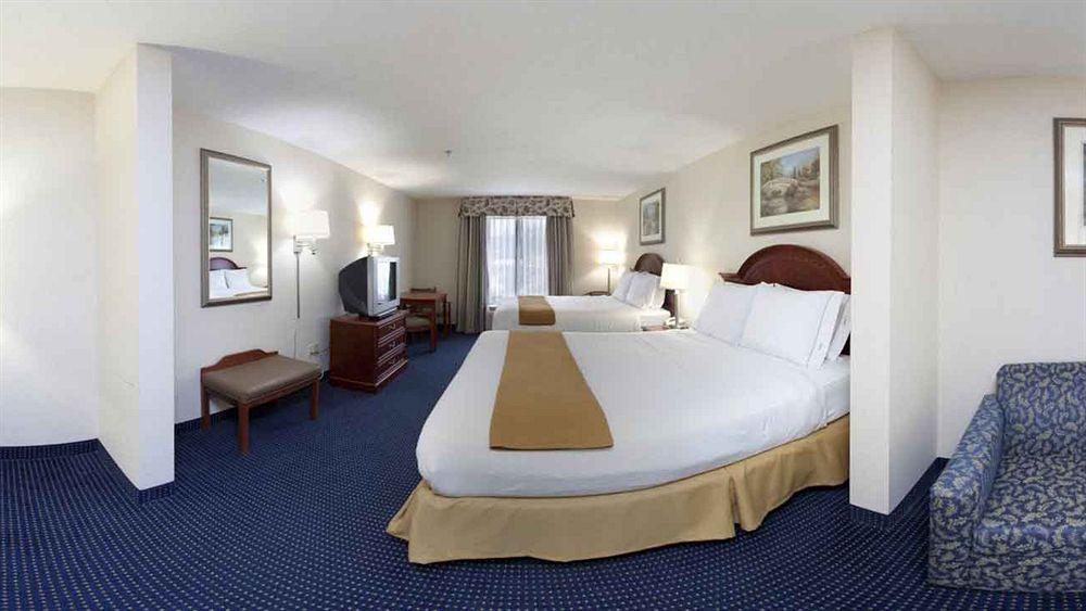 Holiday Inn Express Hotel & Suites Cleveland-Richfield By Ihg Brecksville Dış mekan fotoğraf