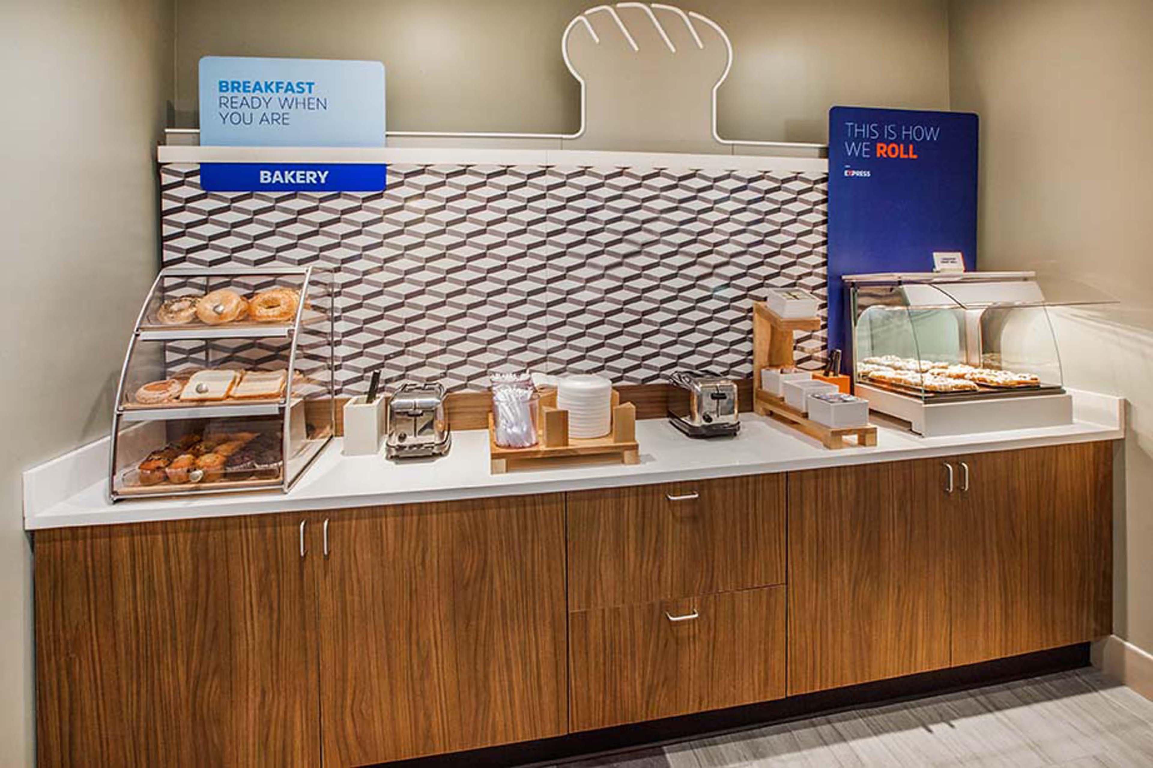 Holiday Inn Express Hotel & Suites Cleveland-Richfield By Ihg Brecksville Dış mekan fotoğraf