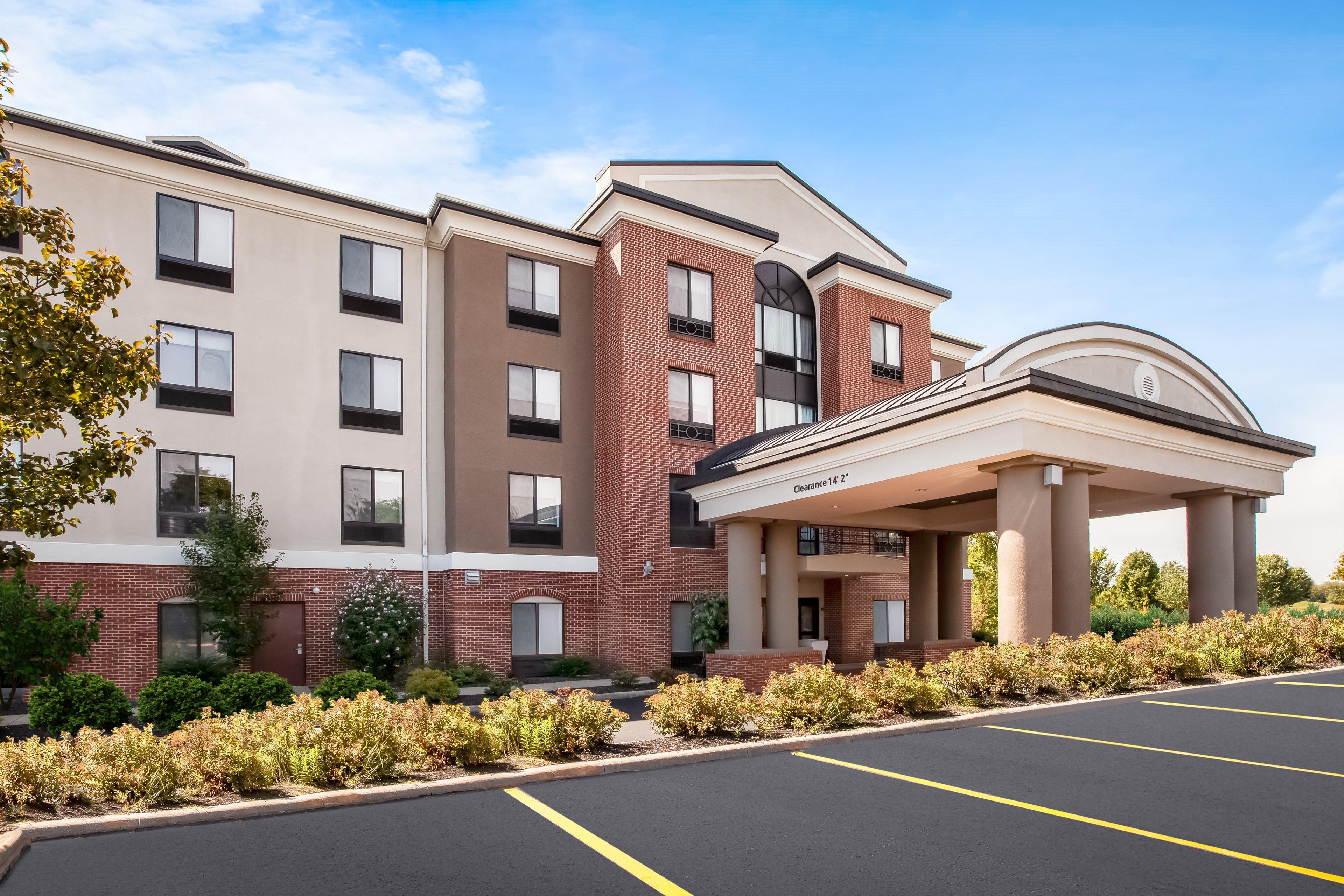 Holiday Inn Express Hotel & Suites Cleveland-Richfield By Ihg Brecksville Dış mekan fotoğraf
